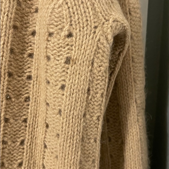Banana Republic Womans Lambs Wool Cowl Neck Cable Knit Caramel Sweater Sz Medium - Picture 10 of 10